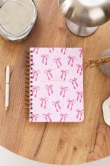 Matt Notebook 2025 Yılı A5 Haftalık Ajanda Spiralli 15x21 cm - 12 Aylık - Motivasyon Sayfalı Pembe Fiyonk