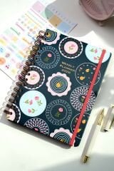 Matt Notebook 2026 Yılı A5 Haftalık Ajanda Spiralli 15x21 cm - 12 Aylık - Motivasyon Sayfalı Çiçekler
