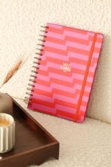 Matt Notebook 2025 Yılı Günlük Spiralli Ajanda 16x24 cm - 12 Aylık
