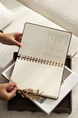 Matt Notebook 2026 Yılı A5 Keten Ajanda Spiralli 15x21 cm - 12 Aylık Kahverengi