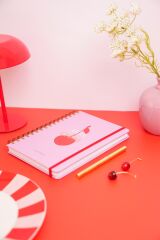 Matt Notebook A5 15x21 cm Spiralli Lastikli Noktalı Tarihsiz Not Defteri Kiraz