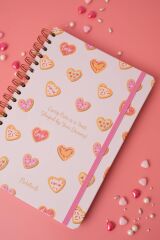 Matt Notebook B5 17x24 cm Spiralli Lastikli Kareli Tarihsiz Not Defteri Kalp Kurabiyeler