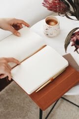 Matt Notebook A5 15x22 Mıknatıslı Kapak Defter Çizgili Kırmızı