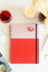Matt Notebook 20x28 cm A4 Lastikli Spiralli Sert Kapak Not Defteri Çizgili