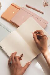 Matt Notebook 4’lü Tarihsiz Not Defter Seti Lastikli  – 2 Çizgisiz, 1 Çizgili, 1 Noktalı