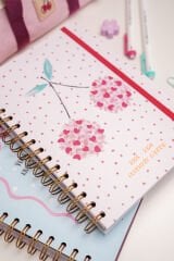 Matt Notebook 2025-2026 A5 Akademik Ajanda Spiralli 15x21 cm - 16 Aylık - Motivasyon Sayfalı Kiraz