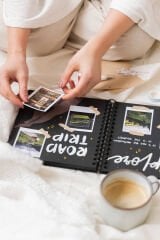 Matt Notebook 18x21 Kare Siyah Yapraklı Anı Defteri + Uni-Ball UM-153 Signo Broad Beyaz 1.0 mm Kalem