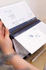 Matt Notebook 2025-2026 16 Aylık Akademik Masaüstü Planlayıcı Takvim Lacivert