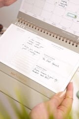 Matt Notebook 2025-2026 16 Aylık Akademik Masaüstü Planlayıcı Takvim Yeşil