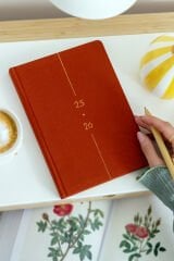 Matt Notebook 2025-2026 A5 Keten Akademik Ajanda 15x21 cm - 17 Aylık Tarçın