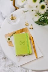 Matt Notebook 2026 Yılı Lastikli Günlük Cep Ajandası 12 Aylık Açık Yeşil