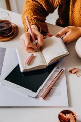 Matt Notebook 2026 Yılı Lastikli Günlük Cep Ajandası 12 Aylık Lila