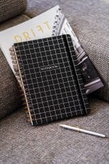 Matt Notebook 17x24 cm Lastikli Spiralli Sert Kapak Not Defteri Kareli Siyah