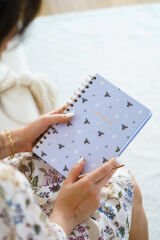 Matt Notebook A5 15x21 cm Spiralli Lastikli Noktalı Tarihsiz Not Defteri Arı