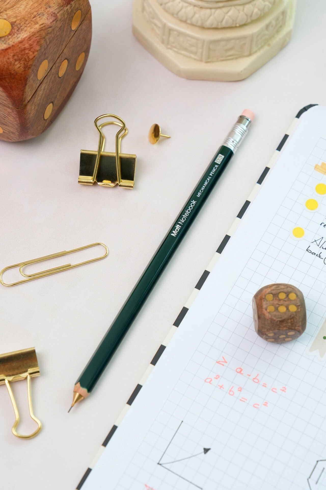 Matt Notebook Premium Ahşap Gövdeli Versatil Uçlu Kalem 0.5 mm Yeşil